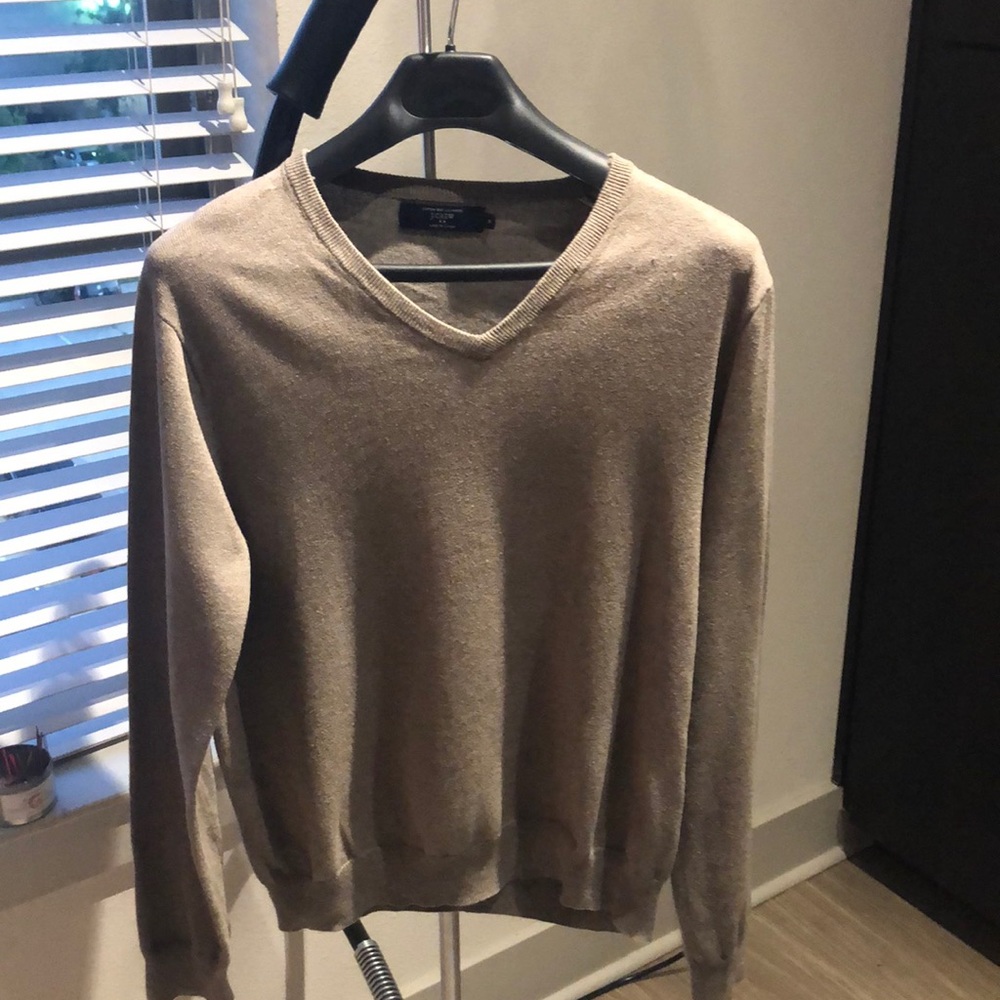 Tan Jcrew Vneck sweater 95%cotton 5%cashmere
